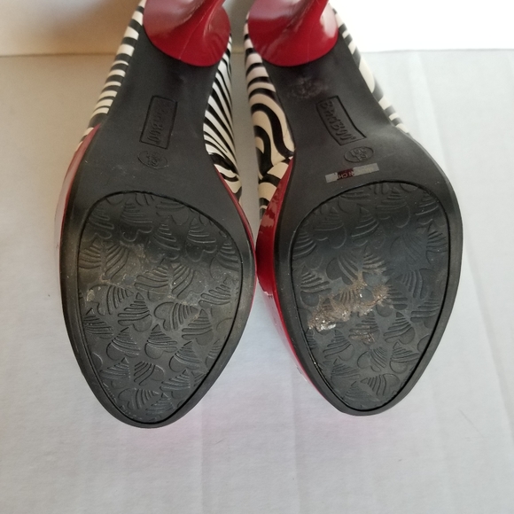 Bamboo zebra print 5" Platform Stilettos - Picture 13 of 15